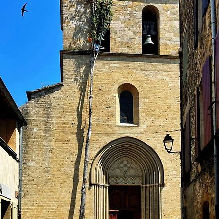 Appartement T2 Centre Village Cucuron Buitenkant foto
